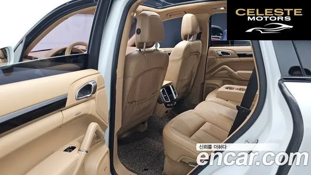 PORSCHE Cayenne 3.0 Edition 2017 — photo 12 sur 26