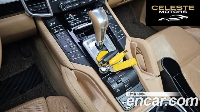 PORSCHE Cayenne 3.0 Edition 2017 — photo 9 sur 26