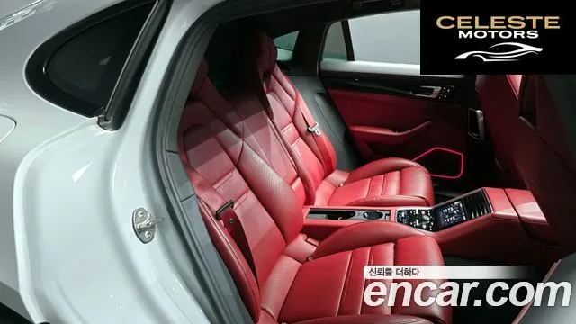 PORSCHE Panamera (971) 2.9 AWD 2022 — photo 17 sur 32