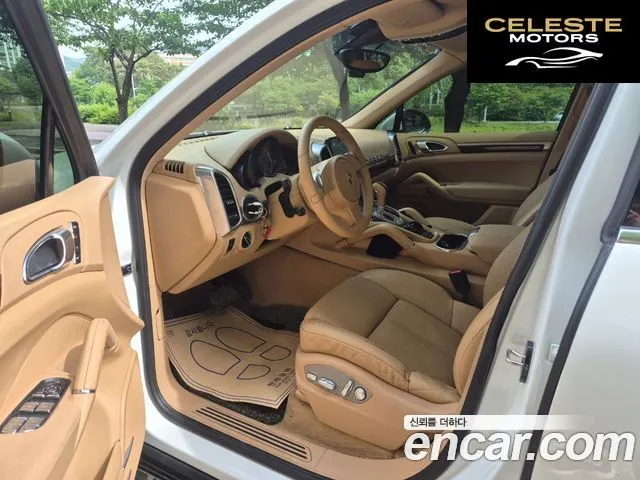 PORSCHE Cayenne 3.0 2012 — photo 7 sur 26