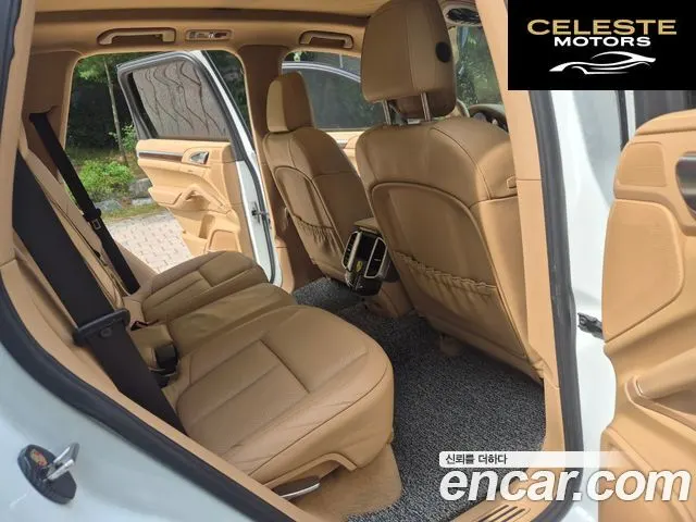 PORSCHE Cayenne 3.0 2012 — photo 8 sur 26