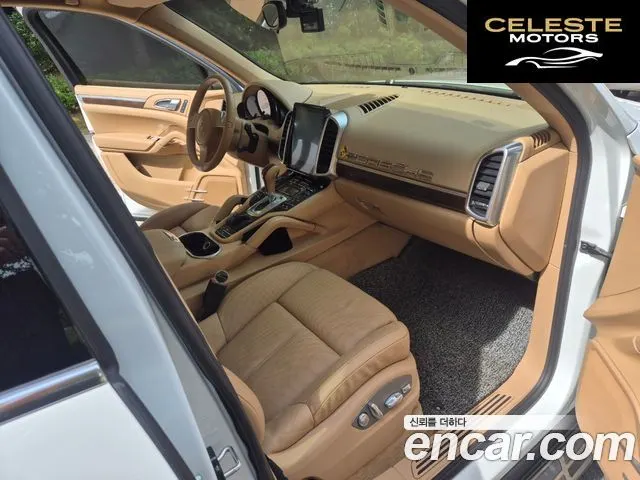 PORSCHE Cayenne 3.0 2012 — photo 9 sur 26