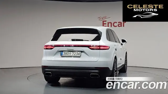 PORSCHE Cayenne (PO536) 3.0 E-High 2021 — photo 4 sur 35