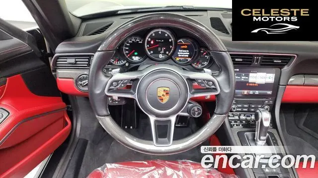 PORSCHE 911 Turbo S Cabriolet 2019 — photo 18 sur 30
