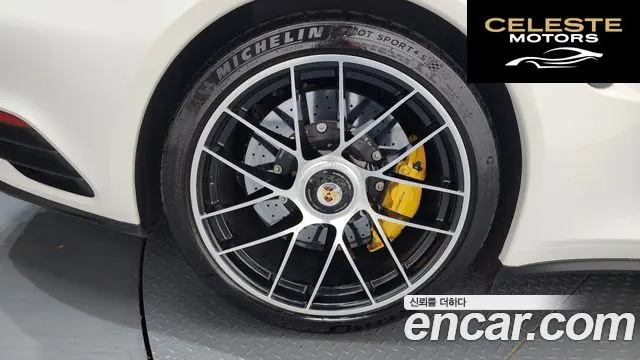 PORSCHE 911 Turbo S Cabriolet 2019 — photo 4 sur 30