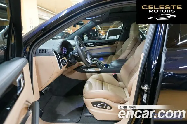 PORSCHE Cayenne (PO536) 4.0 Turbo Coupé 2021 — photo 10 sur 26