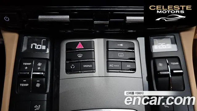 PORSCHE Panamera 4.8 Turbo 2010 — photo 27 sur 40