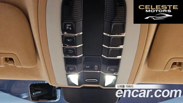 PORSCHE Panamera 4.8 Turbo 2010 — photo 29 sur 40