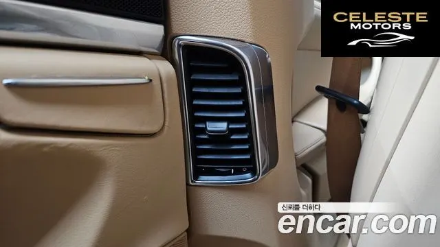 PORSCHE Panamera 4.8 Turbo 2010 — photo 37 sur 40
