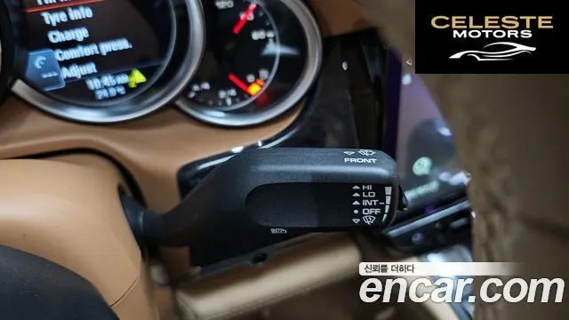 PORSCHE Panamera 4.8 Turbo 2010 — photo 33 sur 40
