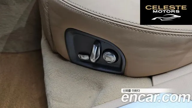 PORSCHE Panamera 4.8 Turbo 2010 — photo 36 sur 40
