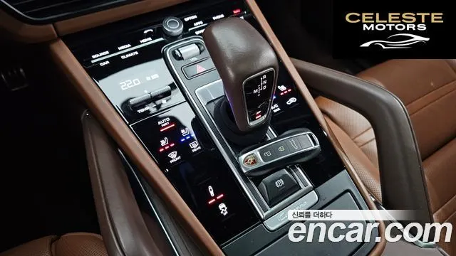 PORSCHE Cayenne (PO536) 4.0 Turbo Coupé 2020 — photo 12 sur 50