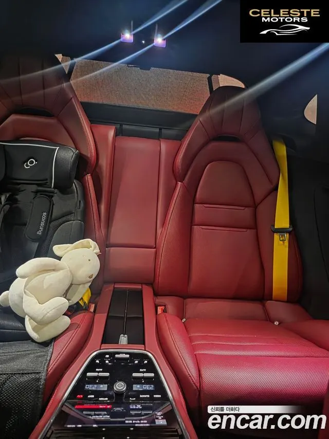 PORSCHE Panamera (971) 2.9 4S 2018 — photo 14 sur 26