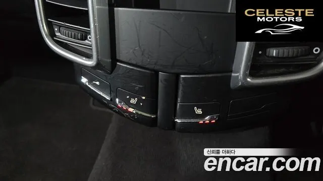 PORSCHE Cayenne 4.8 S 2011 — photo 12 sur 20