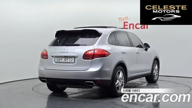 PORSCHE Cayenne 4.8 S 2011 — photo 2 sur 20