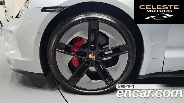 PORSCHE Taycan 4S 2025 — photo 5 sur 38