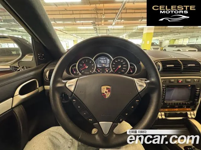 PORSCHE Cayenne 4.8 Turbo 2008 — photo 13 sur 26