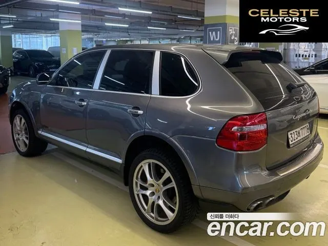 PORSCHE Cayenne 4.8 Turbo 2008 — photo 2 sur 26