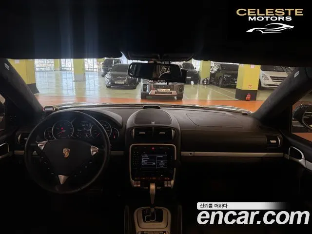 PORSCHE Cayenne 4.8 Turbo 2008 — photo 24 sur 26