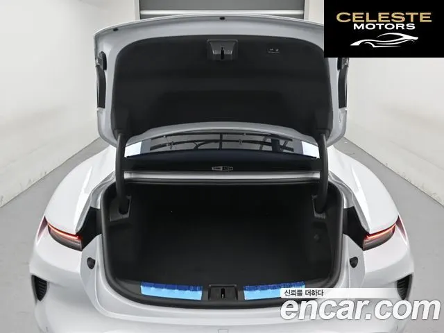 PORSCHE Taycan Turbo S 2025 — photo 20 sur 26