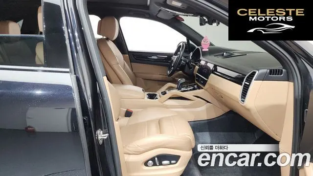 PORSCHE Cayenne (PO536) 3.0 2020 — photo 16 sur 35