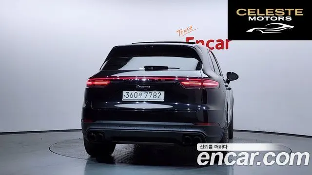PORSCHE Cayenne (PO536) 3.0 2020 — photo 4 sur 35