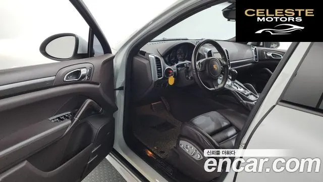 PORSCHE Cayenne 4.8 GTS 2013 — photo 10 sur 20