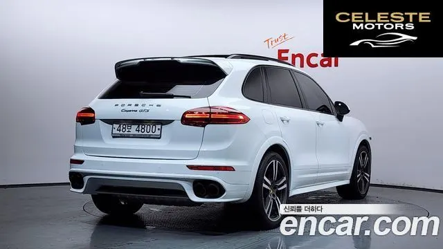 PORSCHE Cayenne 4.8 GTS 2013 — photo 2 sur 20