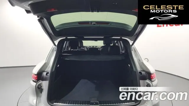 PORSCHE Cayenne (PO536) 3.0 2024 — photo 27 sur 38