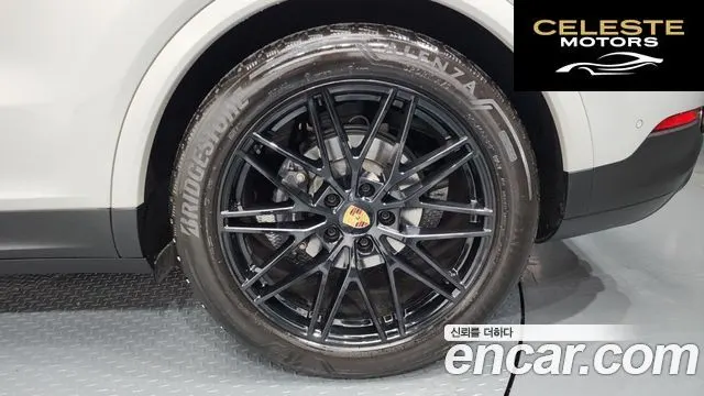 PORSCHE Cayenne (PO536) 3.0 2024 — photo 7 sur 38