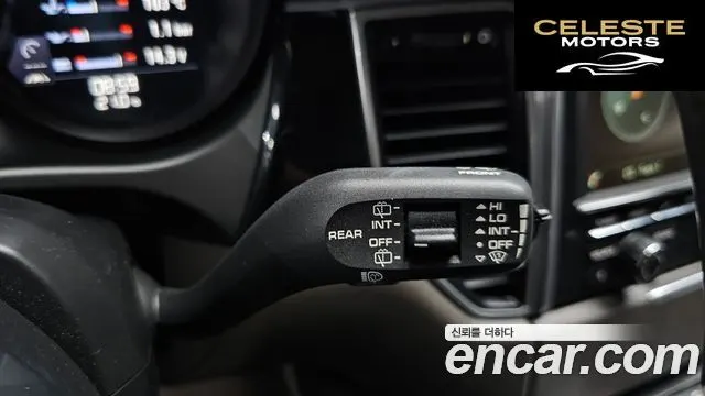 PORSCHE Macan 3.0 S 2014 — photo 30 sur 37