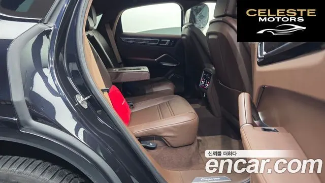 PORSCHE Cayenne (PO536) 4.0 Turbo Coupé 2022 — photo 12 sur 20
