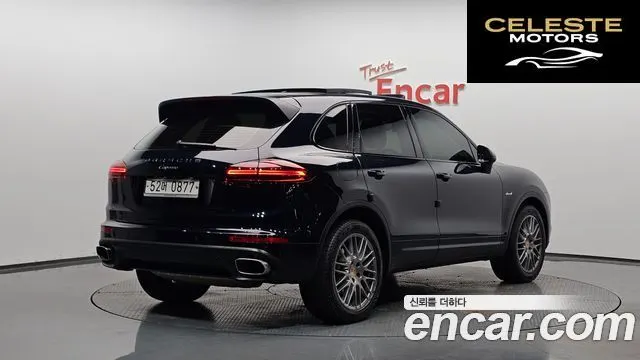 PORSCHE Cayenne 3.0 2016 — photo 2 sur 20