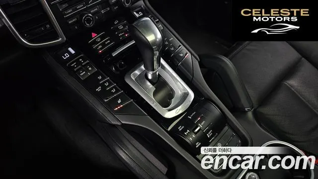 PORSCHE Cayenne 3.0 2016 — photo 9 sur 20