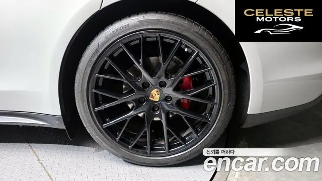 PORSCHE Panamera (971) 3.0 AWD 2018 — photo 7 sur 30