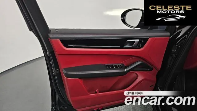 PORSCHE Cayenne (PO536) 3.0 2021 — photo 14 sur 36