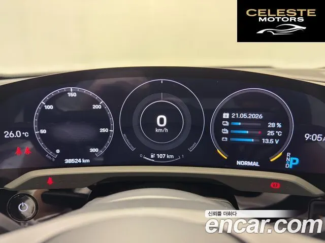 PORSCHE Taycan 2023 — photo 8 sur 26