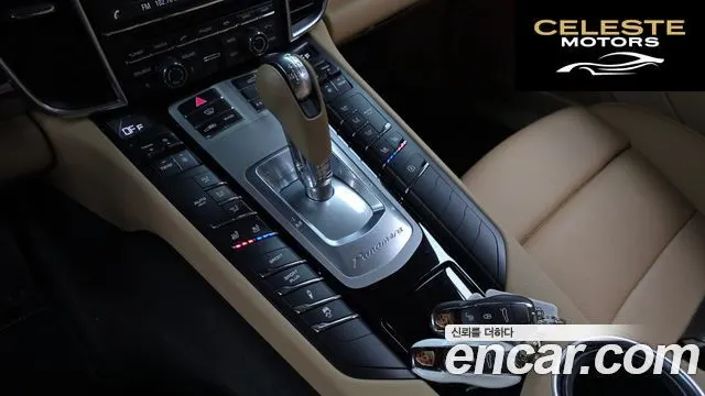 PORSCHE Panamera 3.6 AWD Edition 2016 — photo 9 sur 20