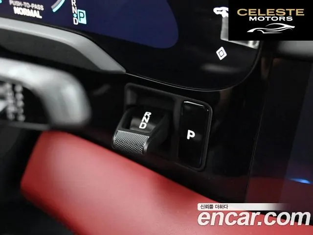 PORSCHE Taycan Turbo 2025 — photo 9 sur 26