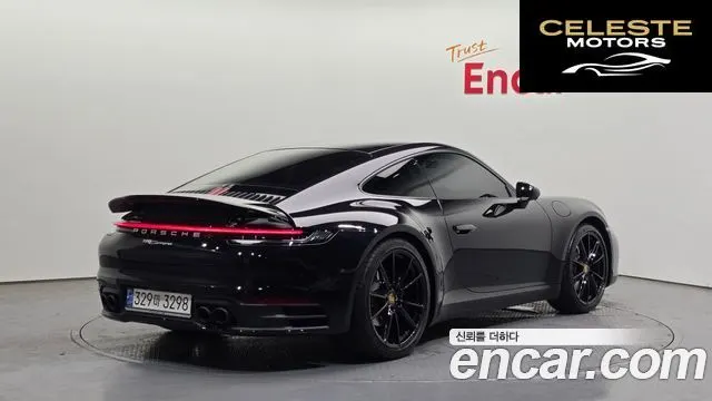 PORSCHE 911 (992) Carrera 2021 — photo 2 sur 20