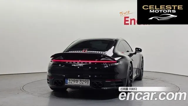 PORSCHE 911 (992) Carrera 2021 — photo 4 sur 20