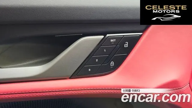 PORSCHE Taycan 4S 2025 — photo 36 sur 38