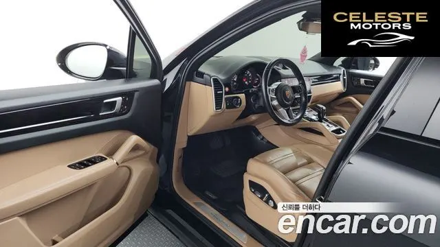 PORSCHE Cayenne (PO536) 3.0 2020 — photo 13 sur 35