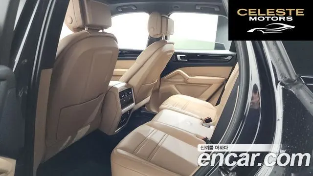 PORSCHE Cayenne (PO536) 3.0 2020 — photo 28 sur 35
