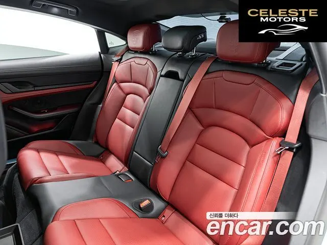 PORSCHE Taycan 4S 2022 — photo 17 sur 26