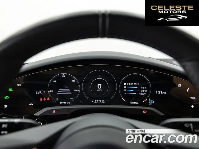 PORSCHE Taycan 4S 2022 — photo 8 sur 26