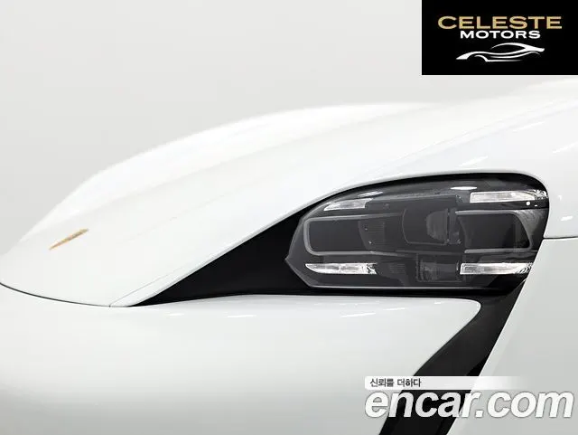 PORSCHE Taycan 4S 2024 — photo 11 sur 25