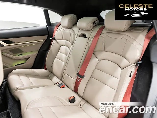 PORSCHE Taycan 4S 2024 — photo 17 sur 25