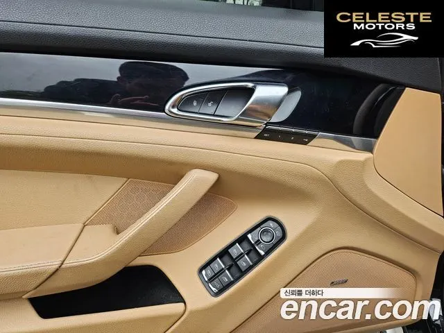 PORSCHE Panamera 3.6 AWD Edition 2016 — photo 11 sur 26