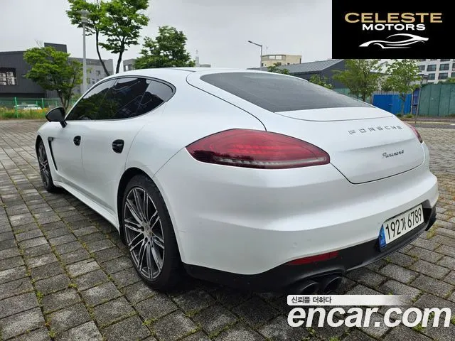 PORSCHE Panamera 3.6 AWD Edition 2016 — photo 8 sur 26
